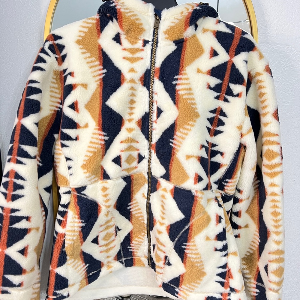 Pendleton Multicolor Geometric Jacket - Picture 2 of 11